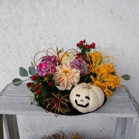 花の工房　野ばらの実